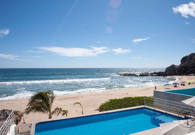 Apartamento en Mazatlán - ¡Amplio Dpto. con terraza y vista parcial mar! Apartamento en Mazatlán - ¡Amplio Dpto. con terraza y vista parcial mar!