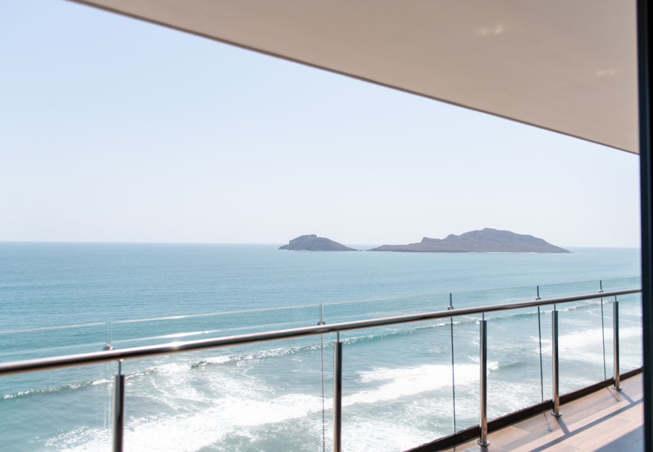 Apartamento en Mazatlán - Terraza con Vista al Mar, BBQ y Piscina 