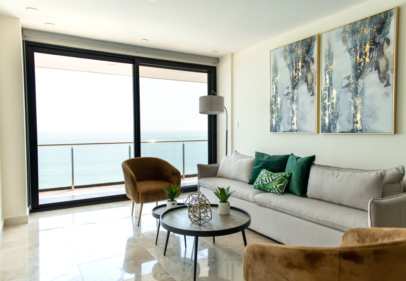 Apartamento en Mazatlán - Terraza con Vista al Mar, BBQ y Piscina 