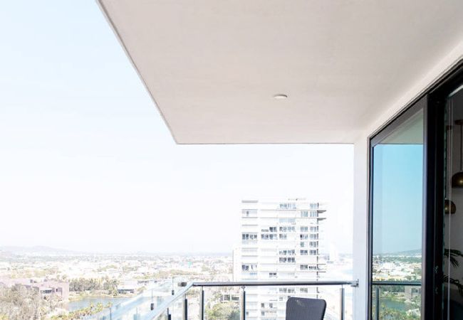 Apartamento en Mazatlán - Elegante departamento familiar en el Malecón Apartamento en Mazatlán - Elegante departamento familiar en el Malecón