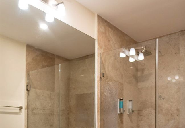 Apartamento en Mazatlán - Elegante departamento familiar en el Malecón Apartamento en Mazatlán - Elegante departamento familiar en el Malecón