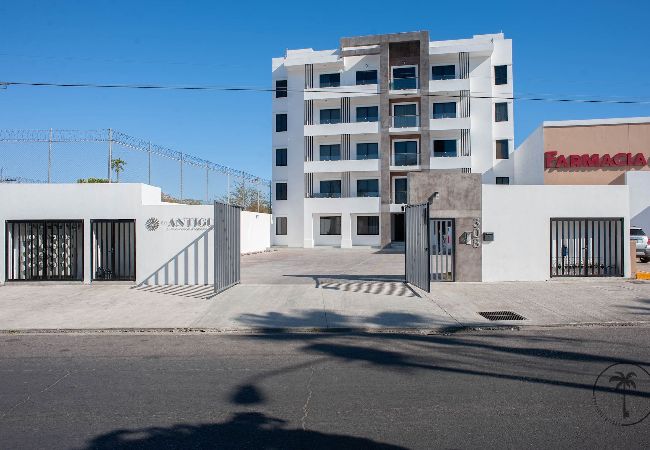 Apartamento en Mazatlán - Amplio Dpto. c/ Balcón Privado Tropicalisitings Apartamento en Mazatlán - Amplio Dpto. c/ Balcón Privado Tropicalisitings