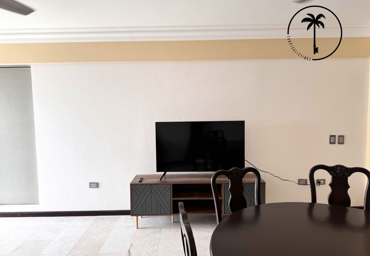 Apartamento en Mazatlán - Vista al Mar en el Malecón de Mazatlán: Departamento Ideal
