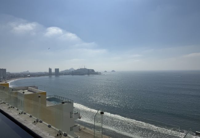 Apartamento en Mazatlán - Depto en Mazatlán, Céntrico y con Alberca. Apartamento en Mazatlán - Depto en Mazatlán, Céntrico y con Alberca.