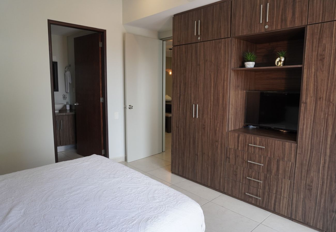 Apartamento en Mazatlán - Depto. con Alberca a 2 Cdas. del Malecón
