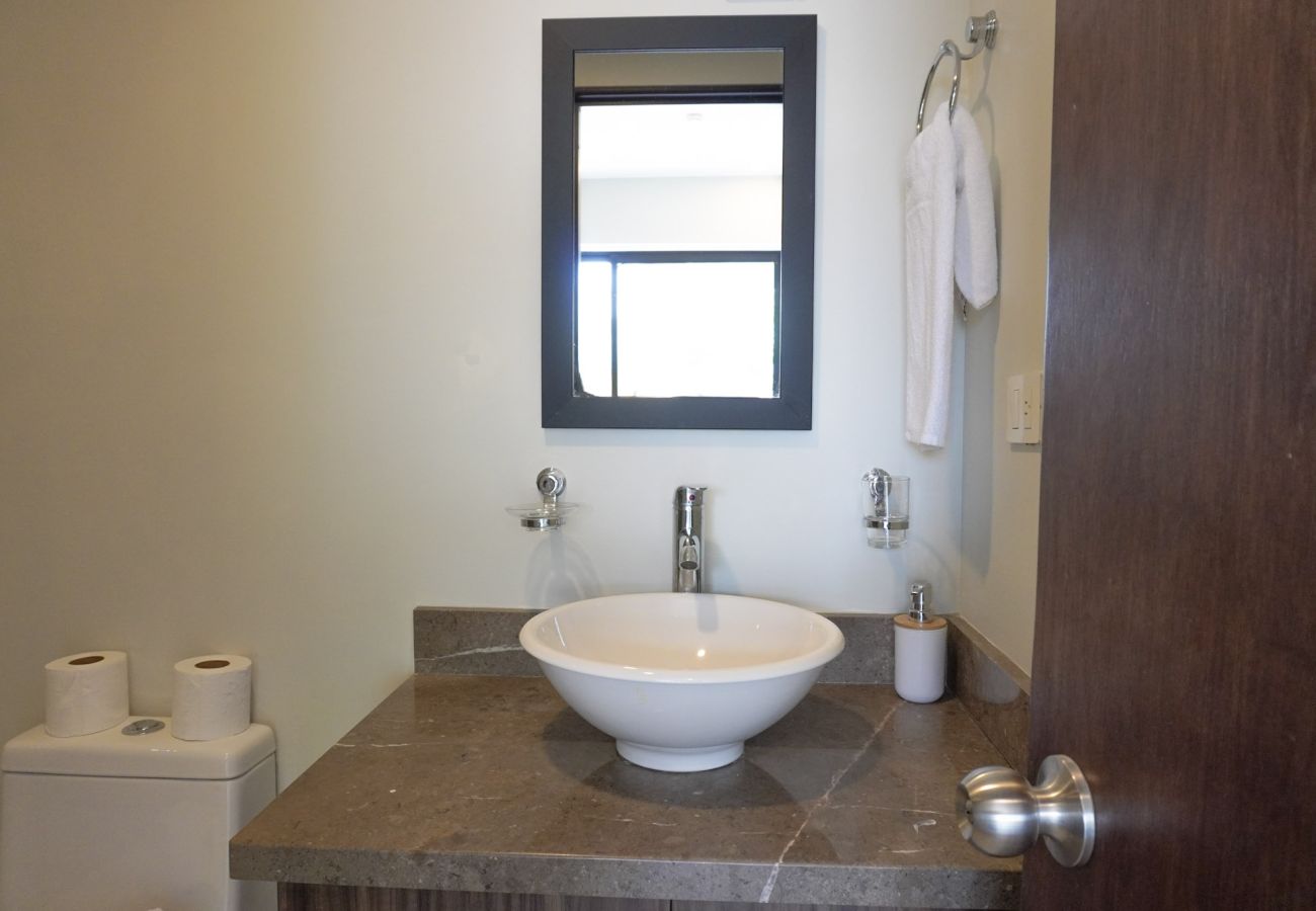 Apartamento en Mazatlán - Depto. con Alberca a 2 Cdas. del Malecón