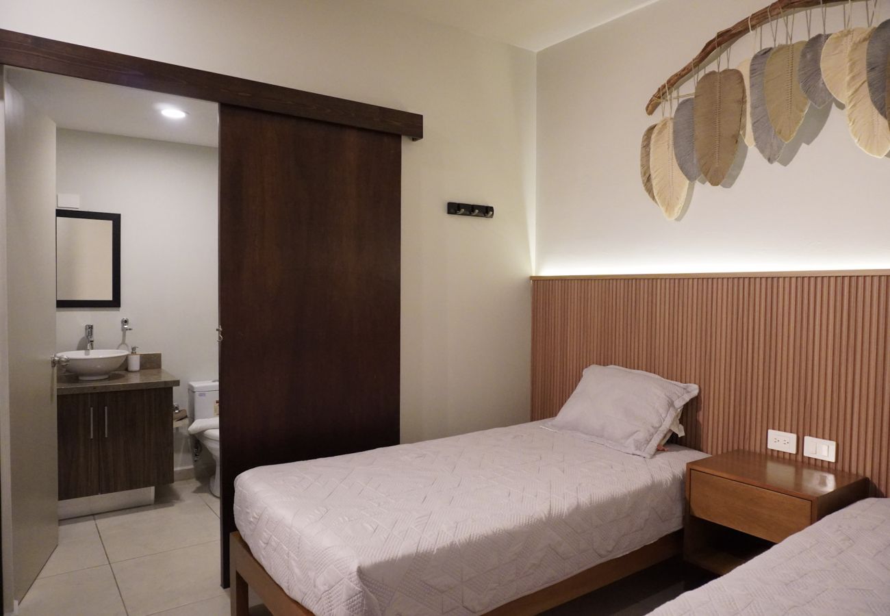 Apartamento en Mazatlán - Depto. con Alberca a 2 Cdas. del Malecón
