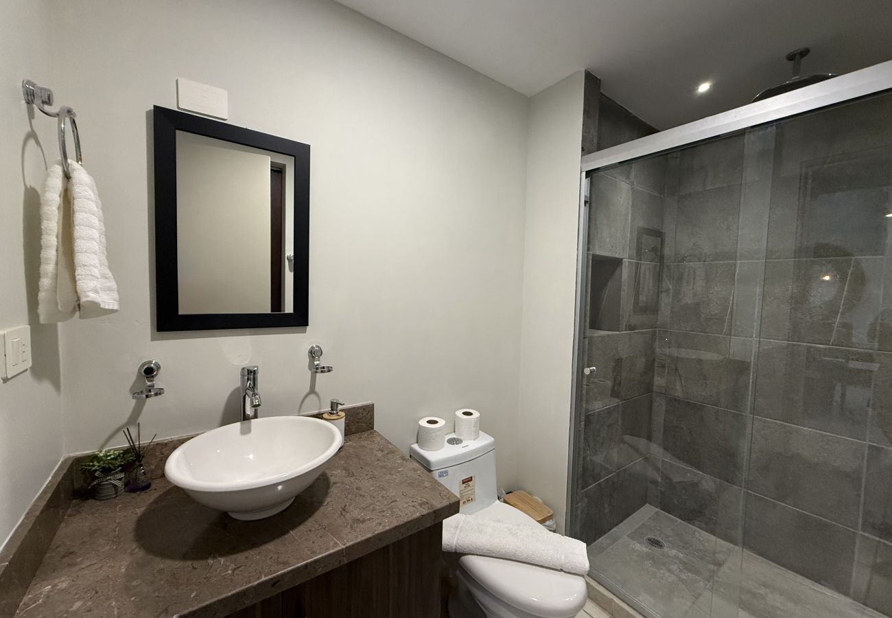 Apartamento en Mazatlán - Depto. con Alberca a 2 Cdas. del Malecón