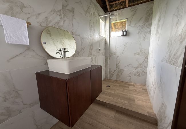 Cabaña en Celestino Gazca Villaseñor - Cabaña Surf Frente al Mar – Celestino Gazca Cabaña en Celestino Gazca Villaseñor - Cabaña Surf Frente al Mar – Celestino Gazca