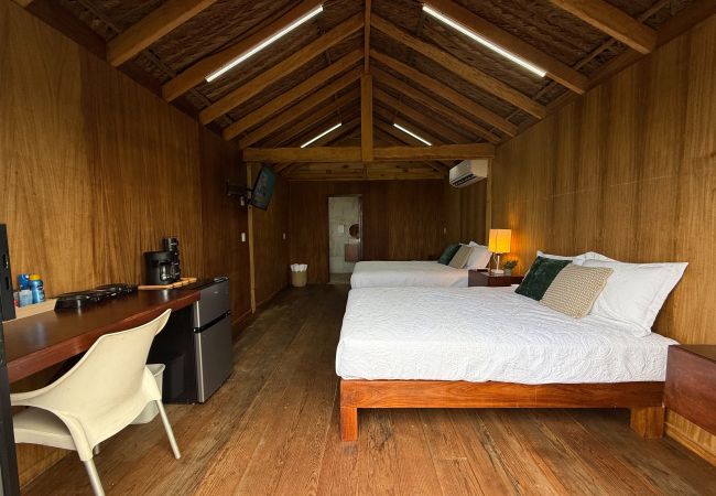 Cabaña en Celestino Gazca Villaseñor - Cabaña Surf Frente al Mar – Celestino Gazca Cabaña en Celestino Gazca Villaseñor - Cabaña Surf Frente al Mar – Celestino Gazca
