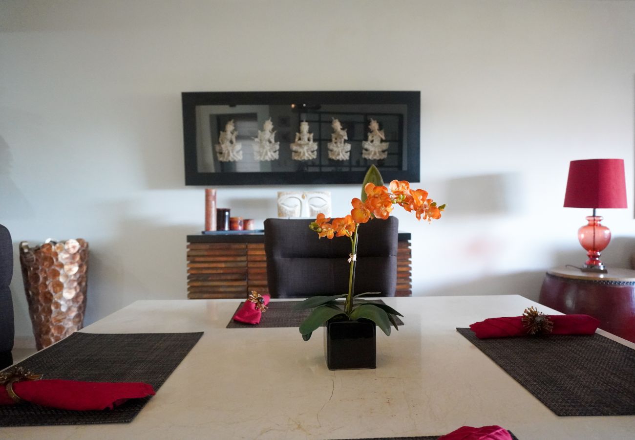 Apartamento en Mazatlán - Cerritos Resort: 2 Hab. con Alberca Frente al Mar