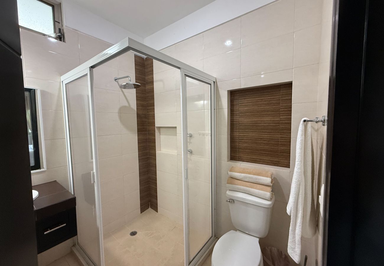 Apartamento en Mazatlán - Cerritos Resort: 2 Hab. con Alberca Frente al Mar