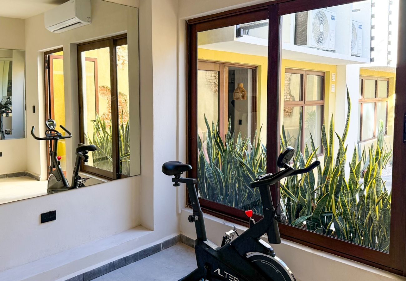 Apartamento en Mazatlán - Centro Histórico con Alberca, Gym y Cowork
