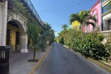 Apartamento en Mazatlán - Centro Histórico con Alberca, Gym y...