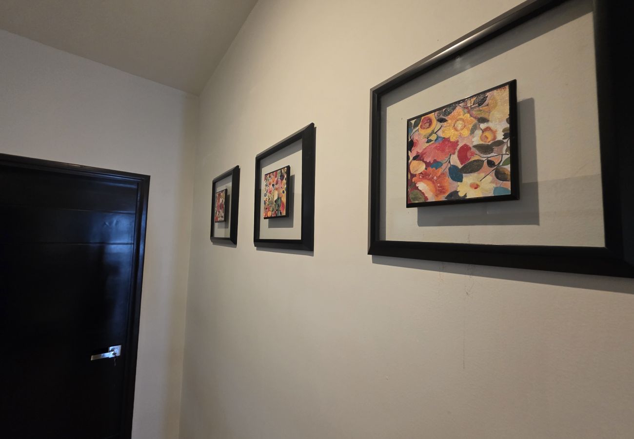 Apartamento en Mazatlán - Cerritos: Depto. Amplio con Alberca 🌊