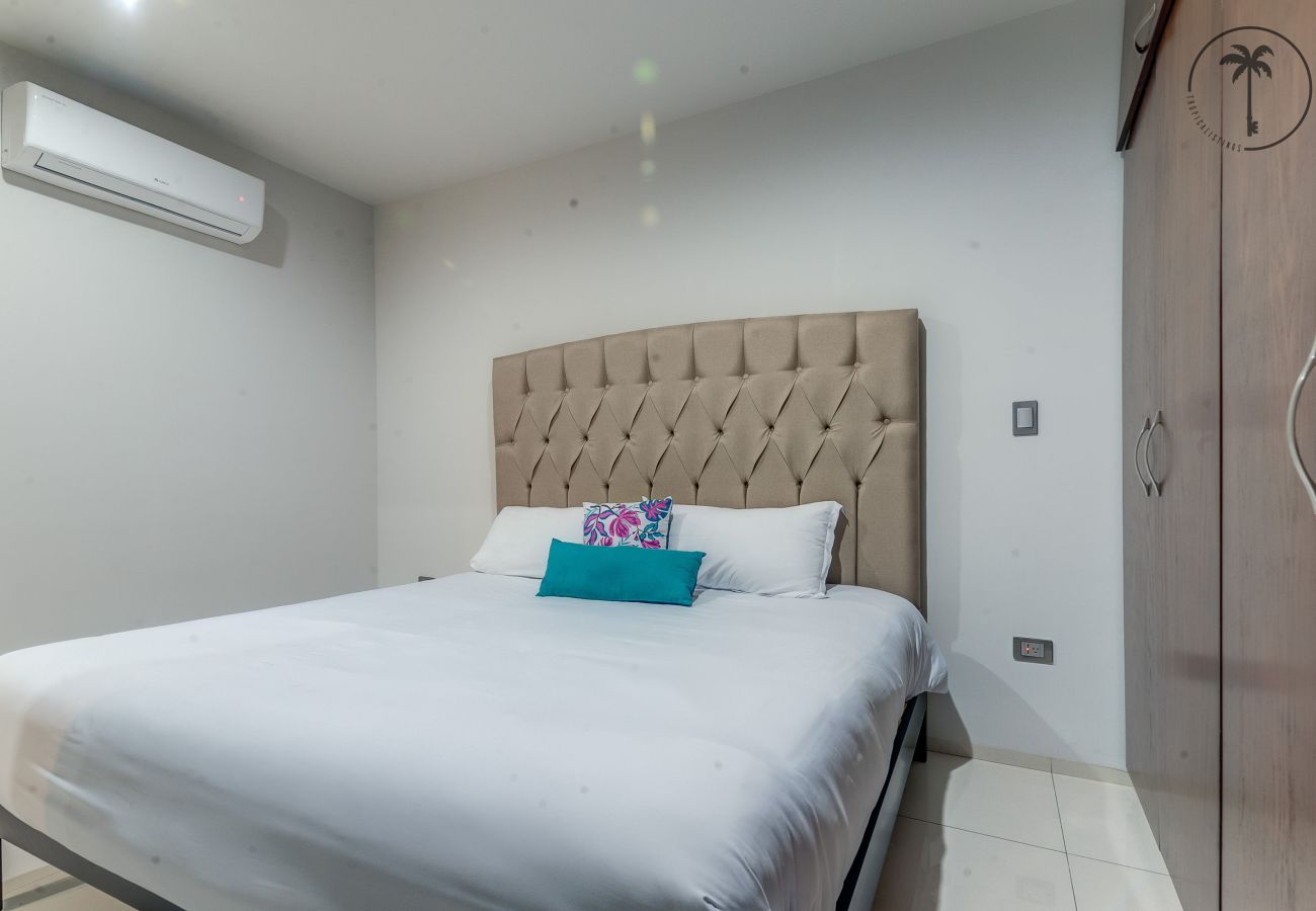 Apartment in Mazatlán - Cozy and Furnished apartment near Baseball stadium