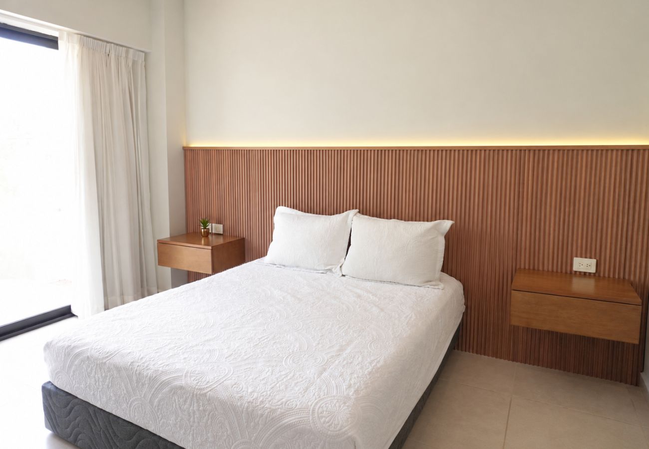 Apartment in Mazatlán - Near the Malecón: Roof Pool & Work Space