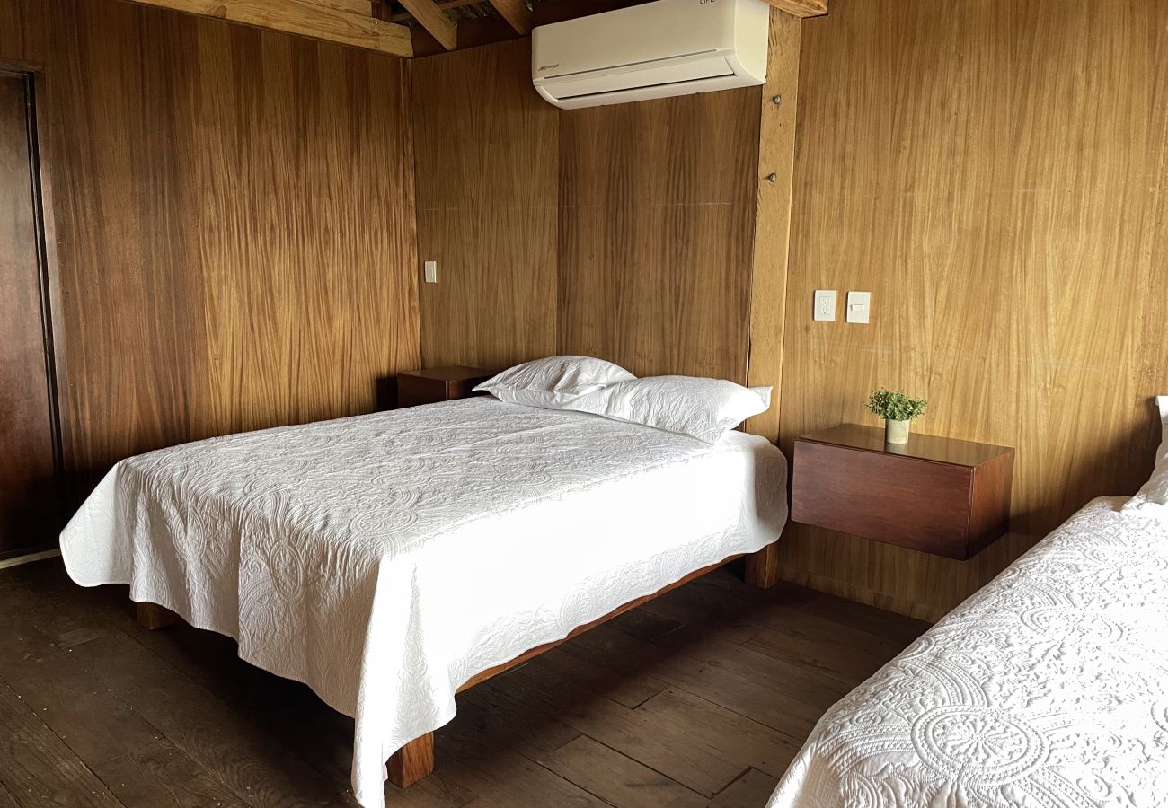 Cabin in Celestino Gazca Villaseñor - Coastal Retreat for 4 – Celestino Gazca 🌊