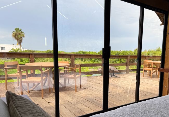 Cabin in Celestino Gazca Villaseñor - Surf Cabin Oceanfront – Celestino Gazca Cabin in Celestino Gazca Villaseñor - Surf Cabin Oceanfront – Celestino Gazca
