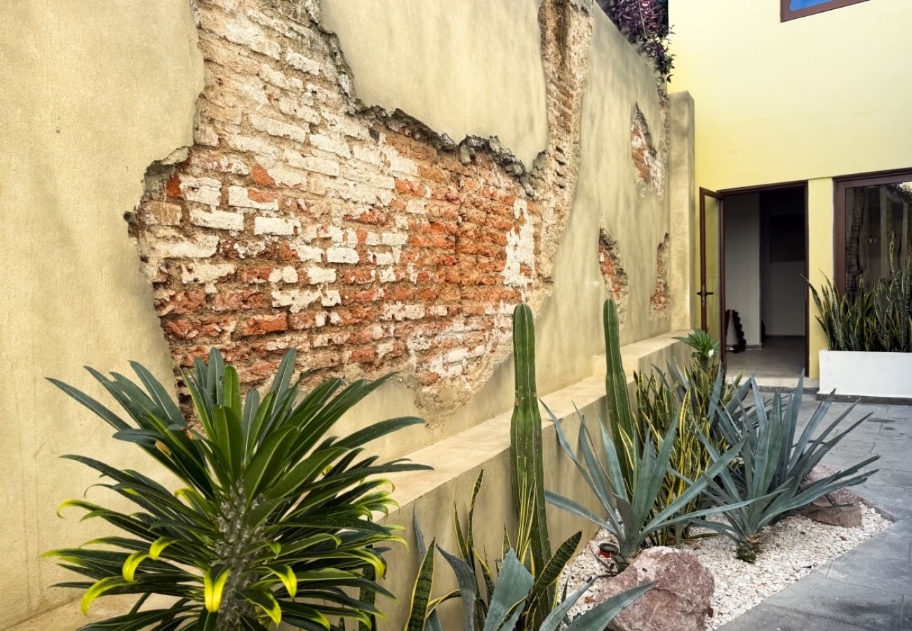 Apartment in Mazatlán - Historic Center with Pool, Gym & Cowork