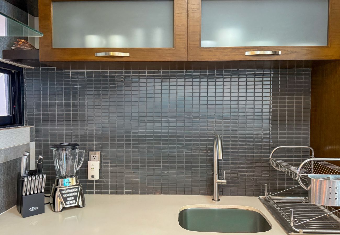 Apartment in Mazatlán - 2BR near Malecón & Aquarium + Parking