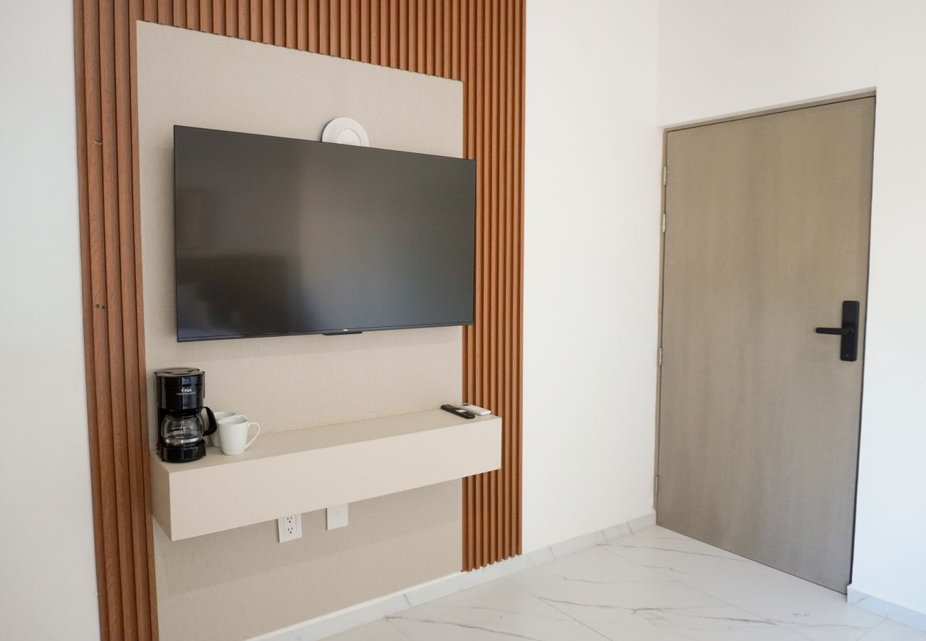 Condohotel in Mazatlán - Room for 4 + Rooftop Pool & Balcony 🌅