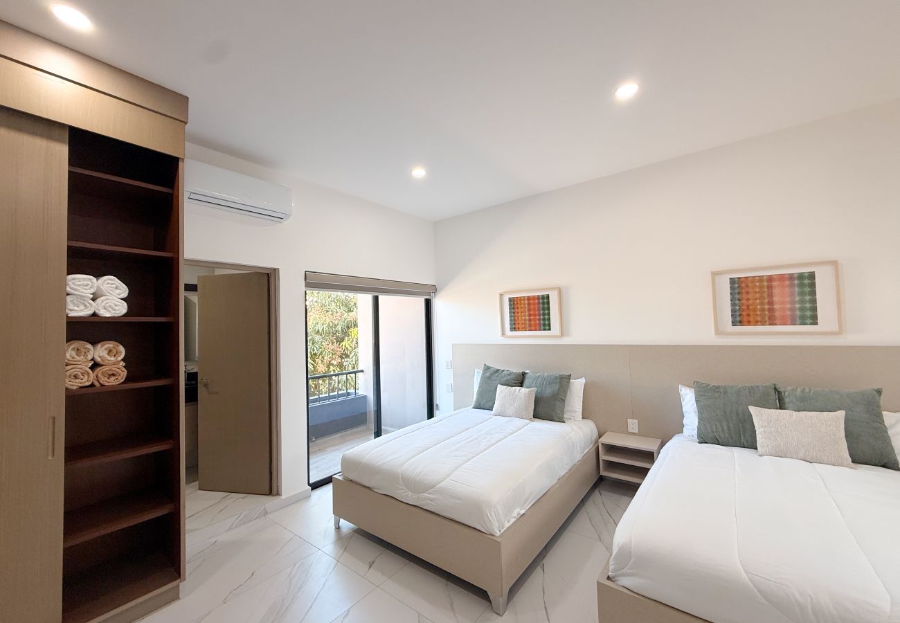 Condohotel in Mazatlán - Room for 4 + Rooftop Pool & Balcony 🌅