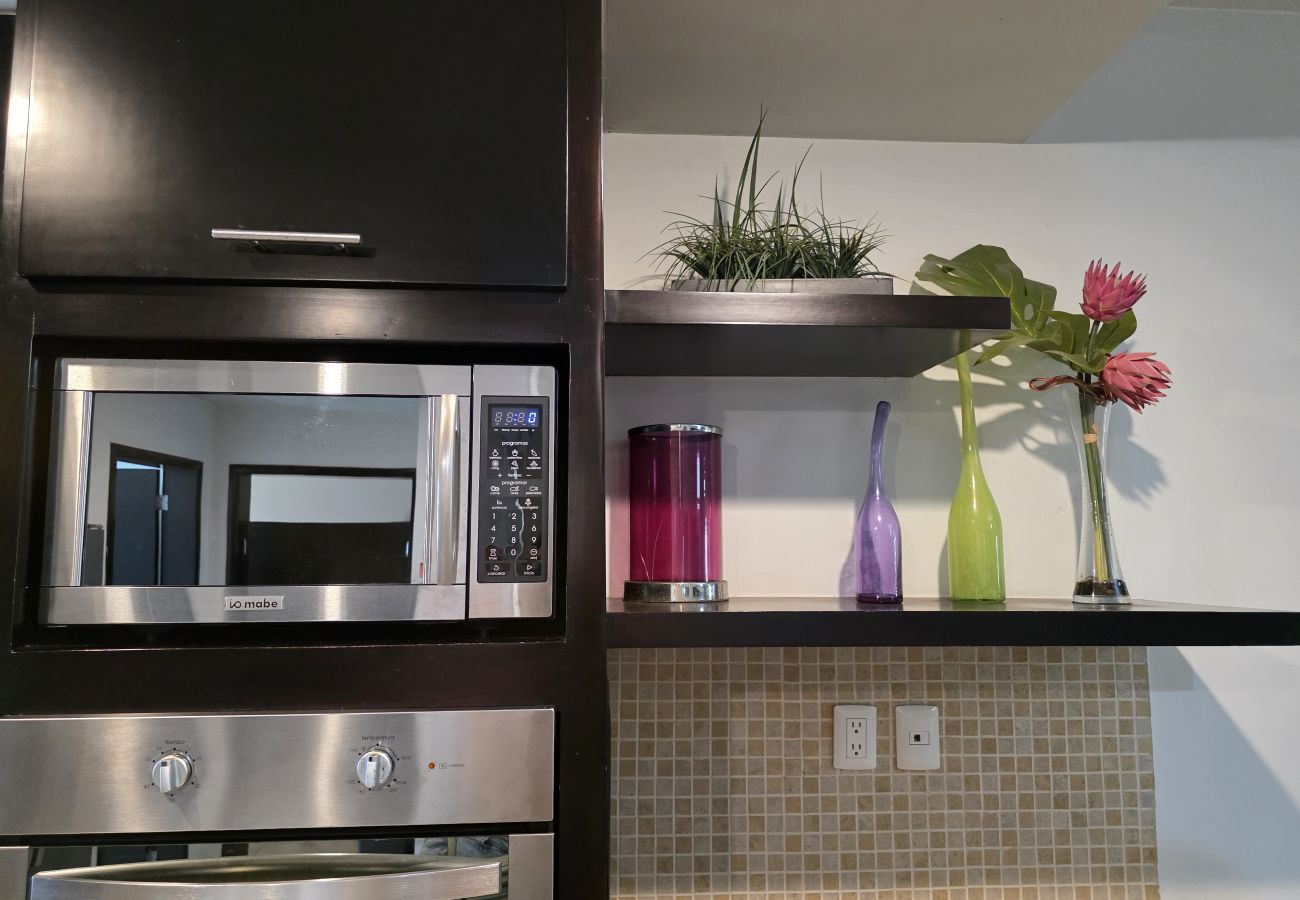 Apartment in Mazatlán - Cerritos: Spacious Condo with Pool 🌊