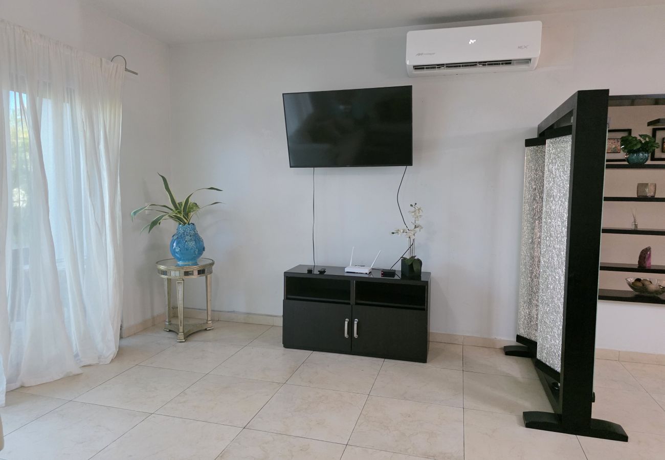 Apartment in Mazatlán - Cerritos: Spacious Condo with Pool 🌊